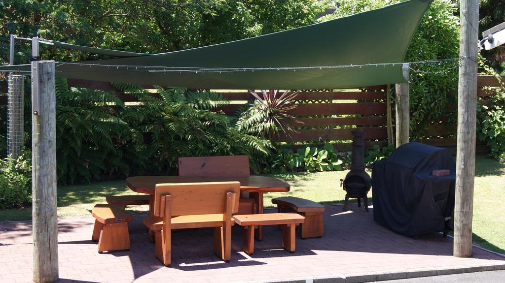 Tourist Court Motel Whakatane Bagian luar foto