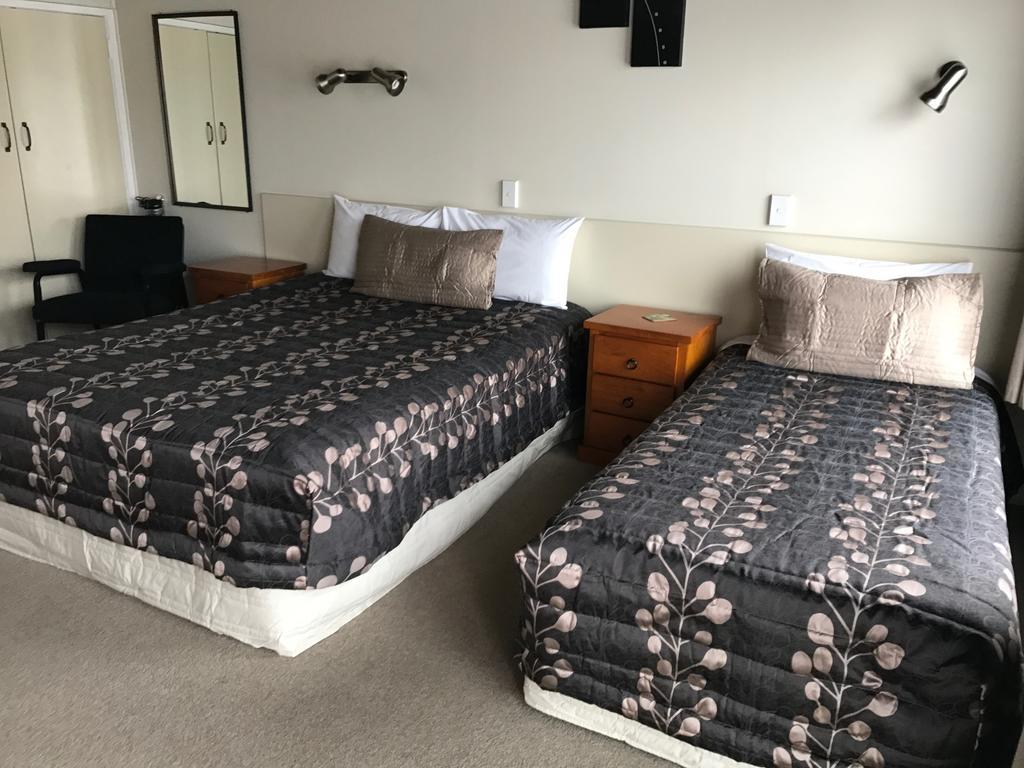 Tourist Court Motel Whakatane Bagian luar foto