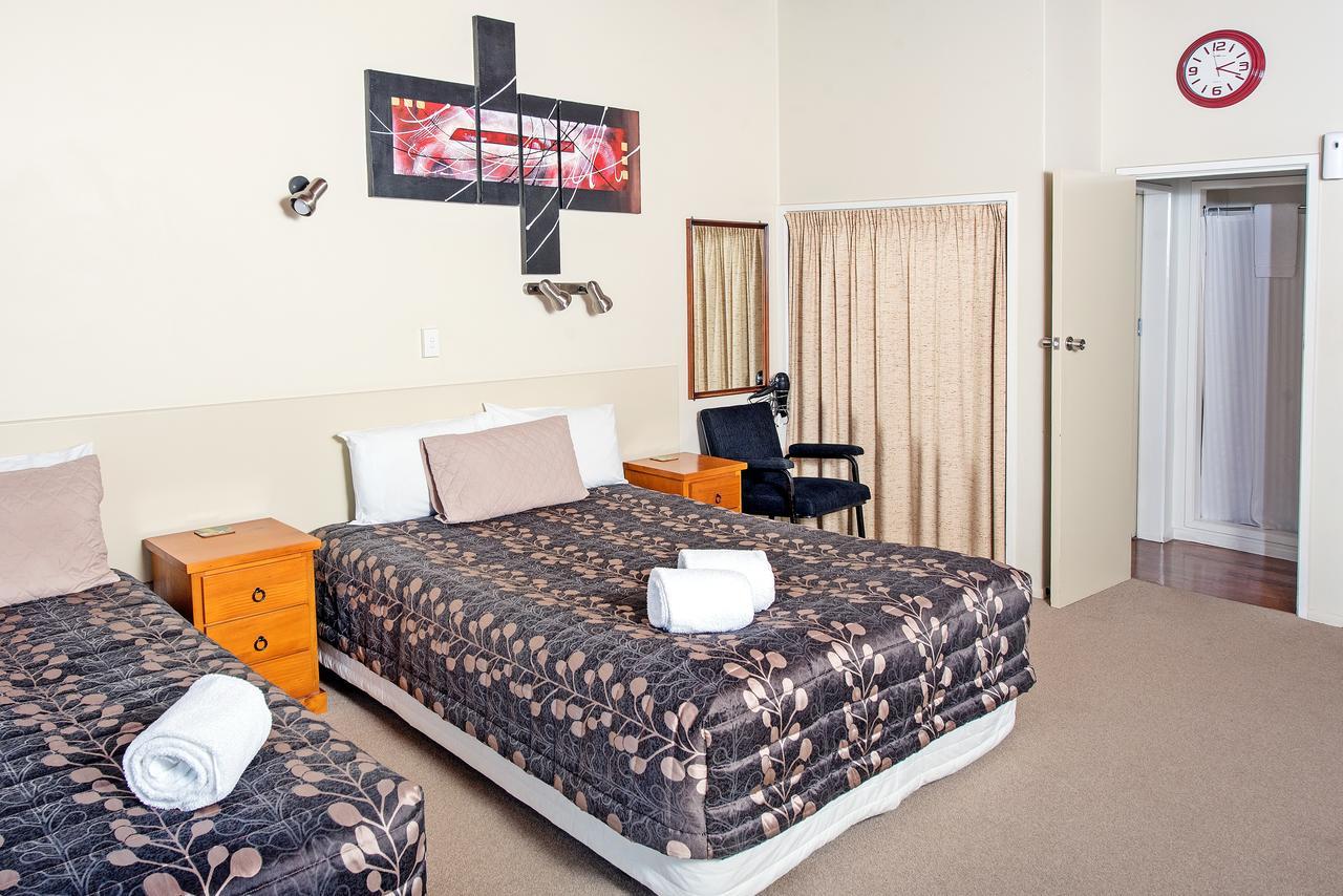 Tourist Court Motel Whakatane Bagian luar foto
