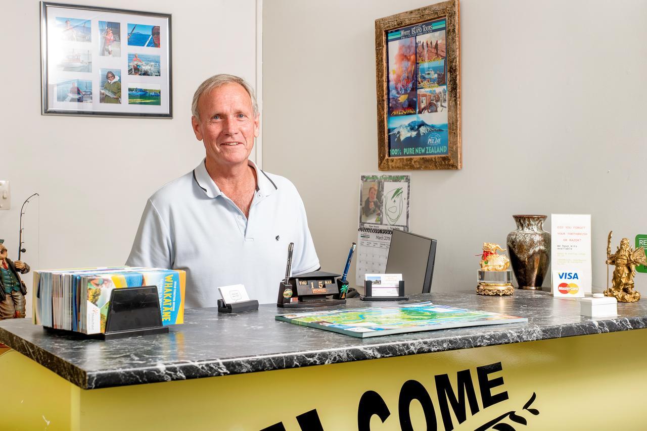 Tourist Court Motel Whakatane Bagian luar foto